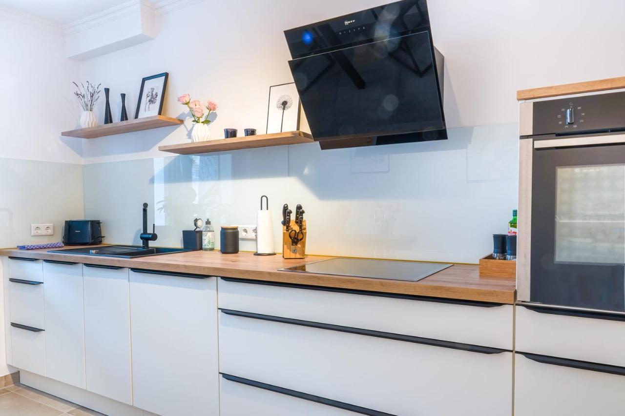 Mel&Bens Modern Oak-Apartments Fuer Bis Zu 12 Personen เบรเมน ภายนอก รูปภาพ