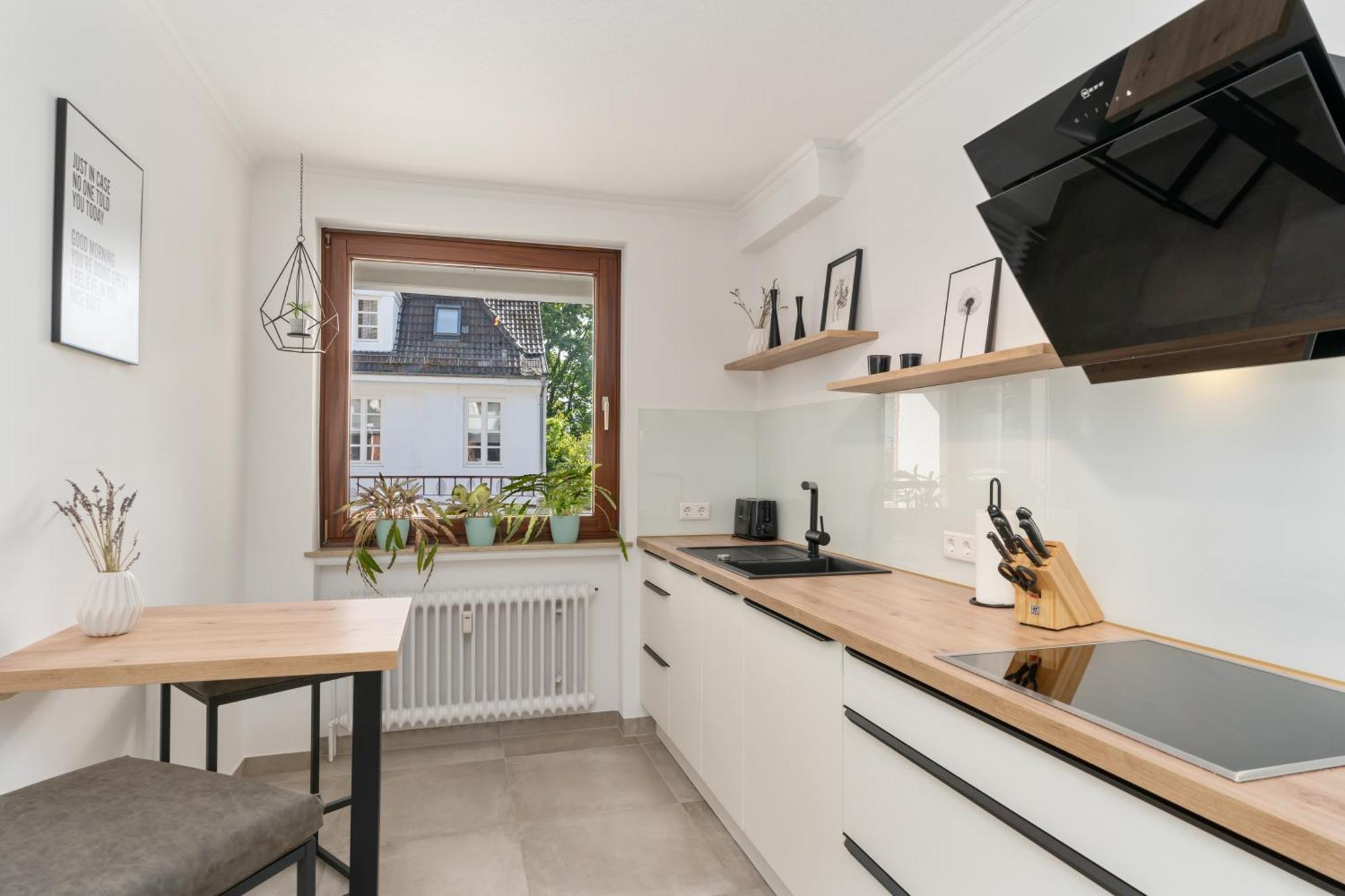 Mel&Bens Modern Oak-Apartments Fuer Bis Zu 12 Personen เบรเมน ภายนอก รูปภาพ